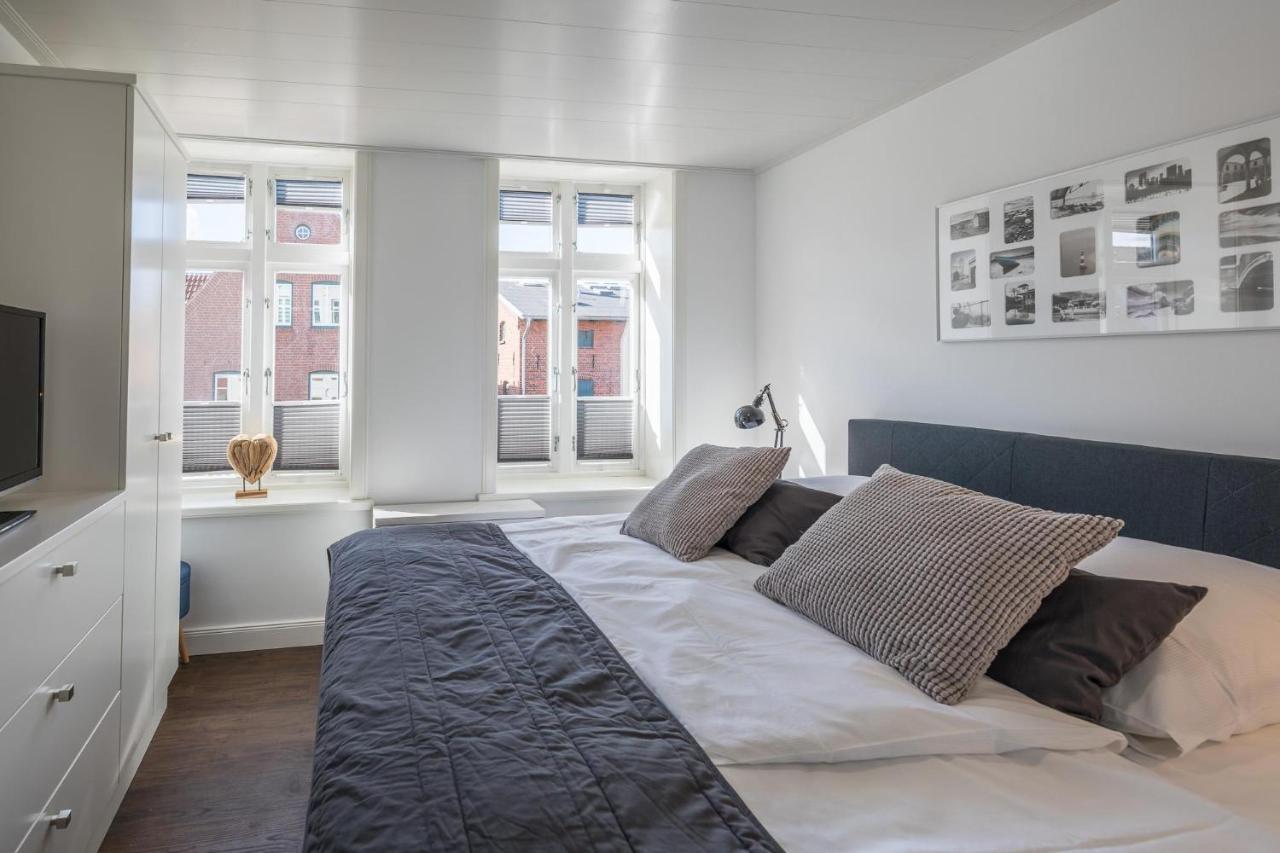 Apartmenthaus Theodor Storm Meeresstrand ฮูซุม ภายนอก รูปภาพ